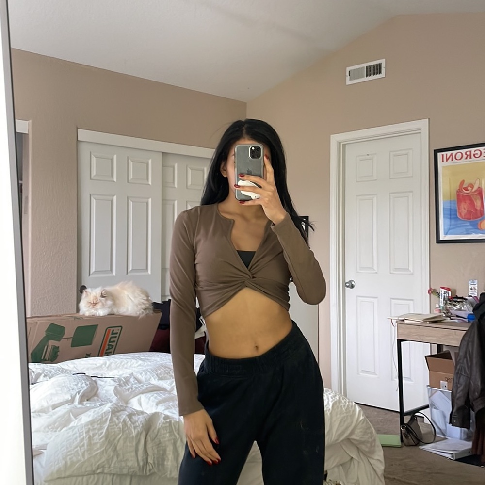 Crop top